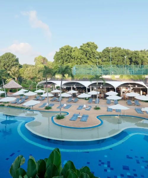 blu-zea-sandybeachpool-1